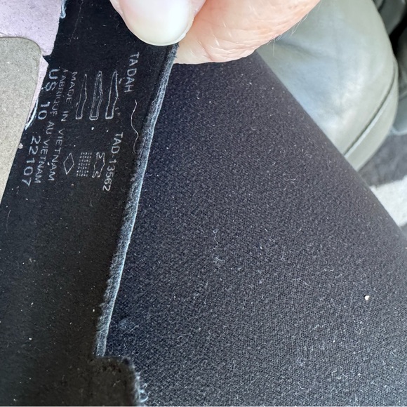 Taos Footwear Black Mary Jane Strap Flat - Picture 11 of 12